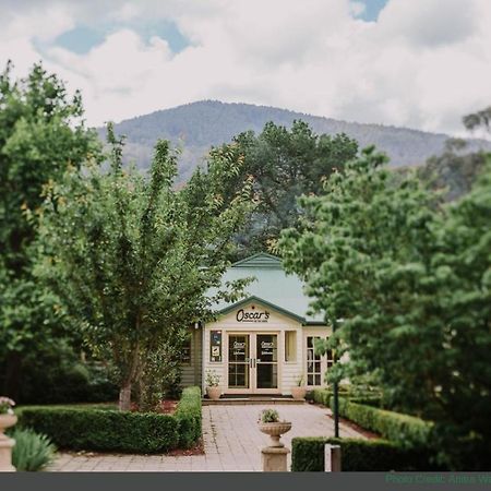 Oscar'S On The Yarra Hotel Warburton Buitenkant foto